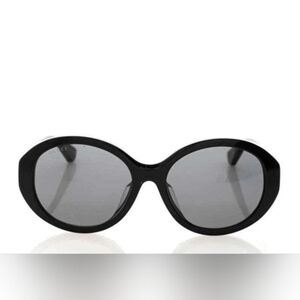 100% Authentic Brand New Gucci Black Oval Sunglasses with Gray Lenses